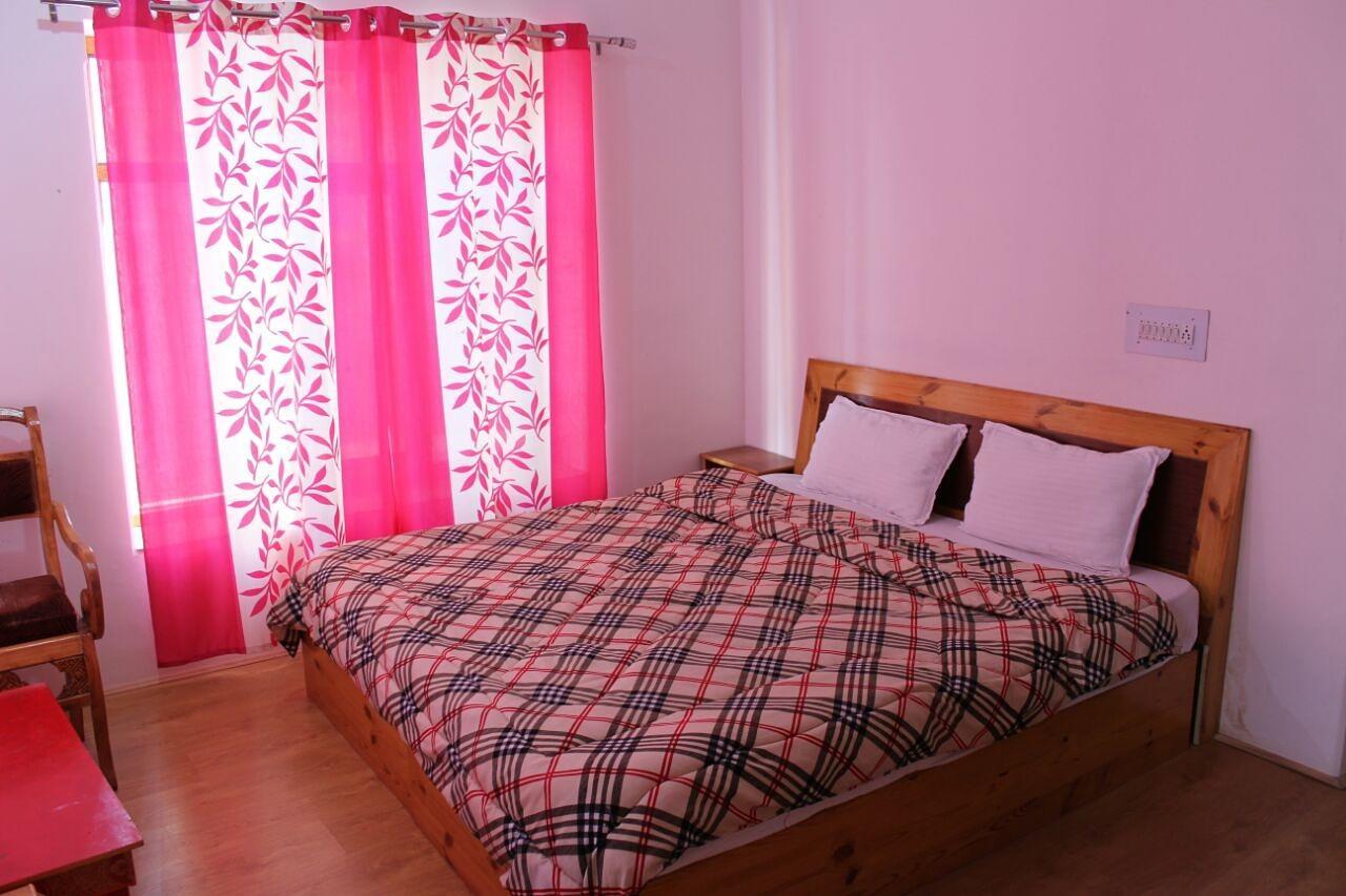 Lhachik Guest House Лех Экстерьер фото