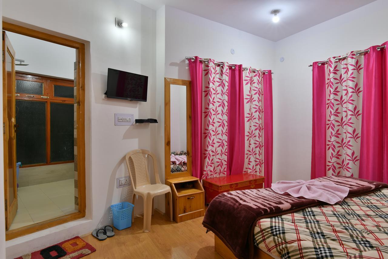 Lhachik Guest House Лех Экстерьер фото